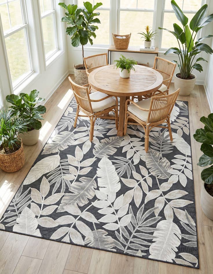 Detail image of 6' 4 x 9' Easy-Clean Botanical Indoor / Outdoor Rug