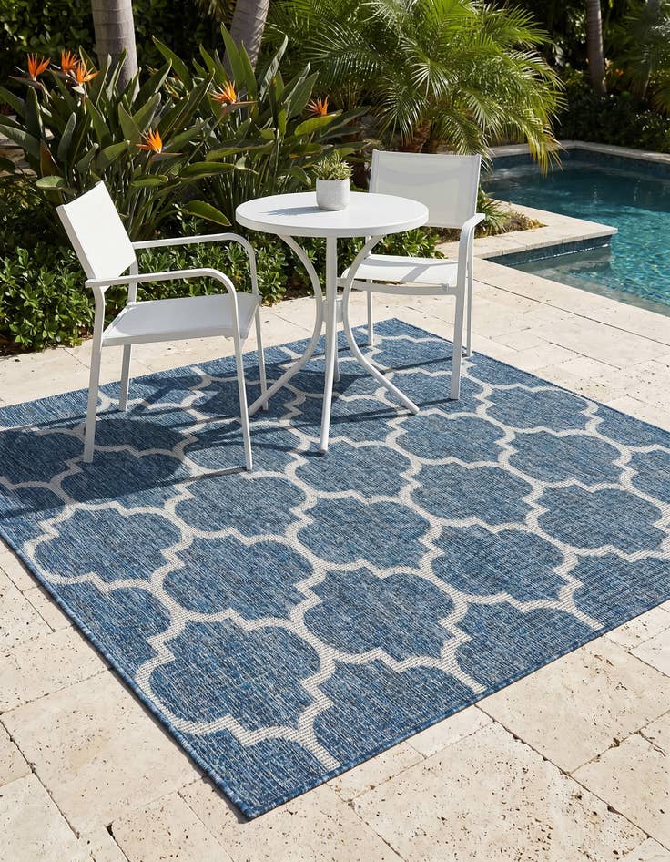 Detail image of 5' 3 x 5' 3 Easy-Clean Trellis Indoor / Outdoor Square Rug