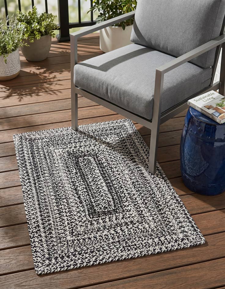 Detail image of 2' 2 x 3' 1 Easy-Clean Eco Verse Washable Indoor / Outdoor Rug