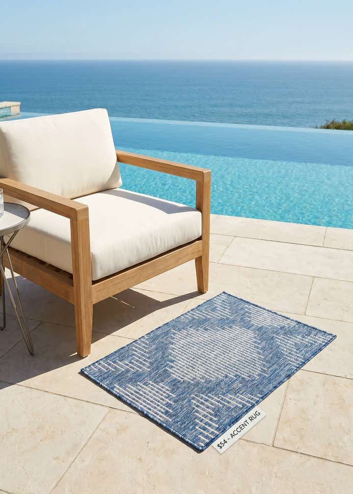 2' x 3' Easy-Clean Modern Indoor / Outdoor Rug