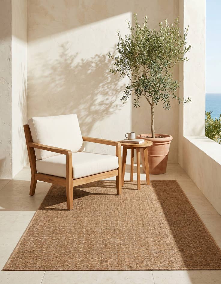 Detail image of 3' 3 x 5' Easy-Clean Modern Indoor / Outdoor Rug