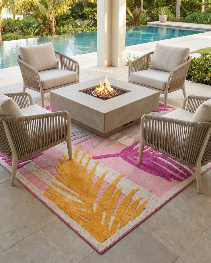 Detail image of 7' 10 x 7' 10 Easy-Clean Aruba Indoor / Outdoor Square Rug