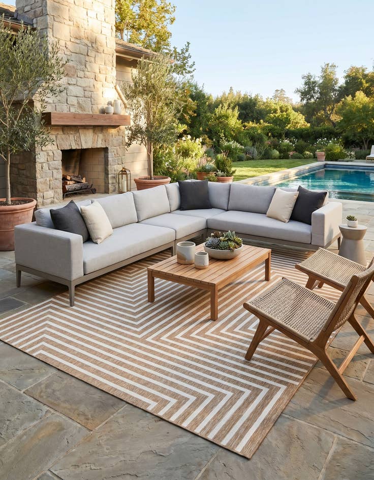 Detail image of 10' x 14' Easy-Clean Modern Indoor / Outdoor Rug