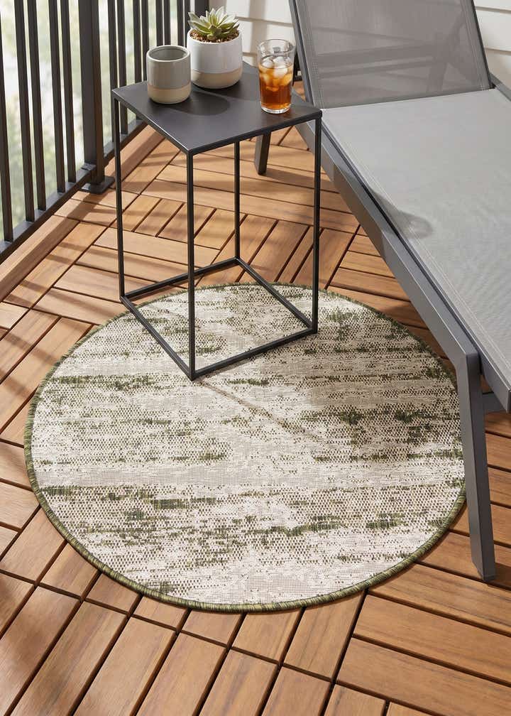 3' x 3' Easy-Clean Modern Indoor / Outdoor Round Rug