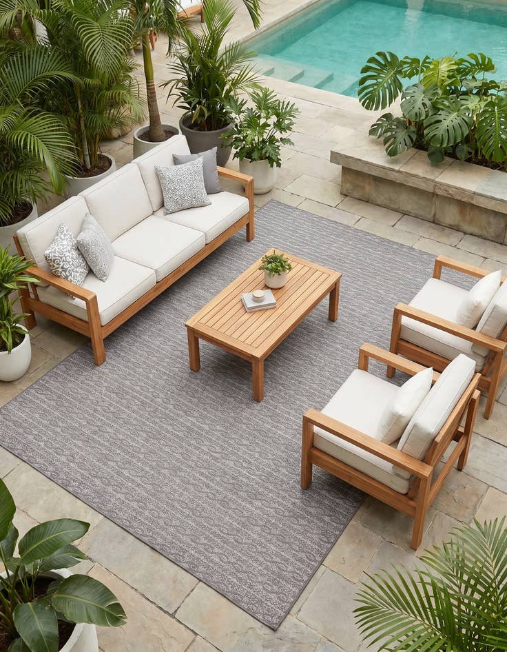 Detail image of 7' x 10' Easy-Clean Modern Indoor / Outdoor Rug