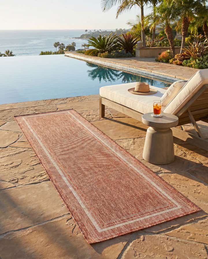 2' 7 x 10' Easy-Clean Border Indoor / Outdoor Runner Rug