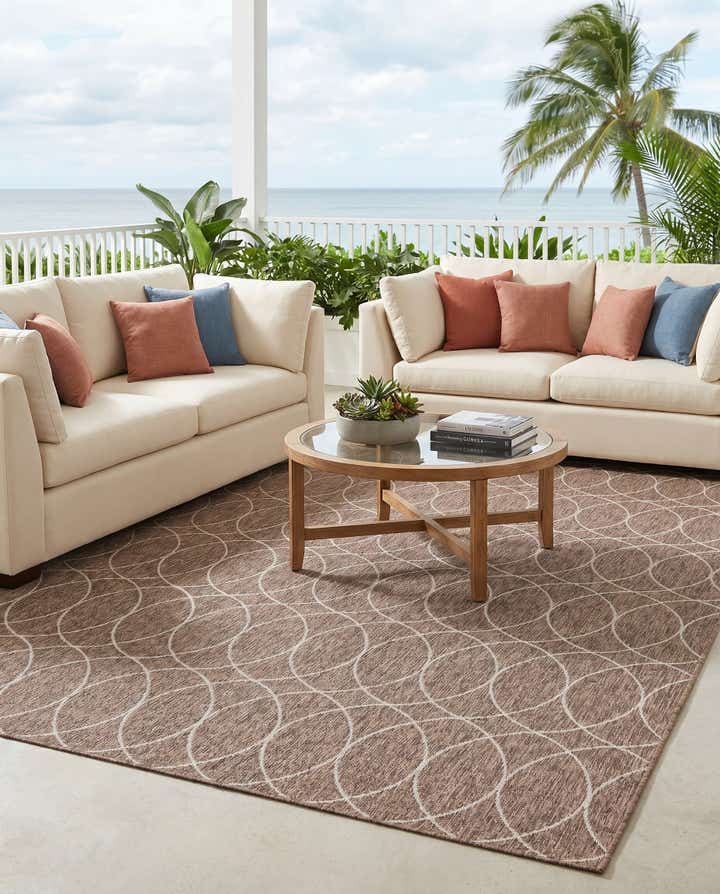 10' x 14' Easy-Clean Lattice Indoor / Outdoor Rug