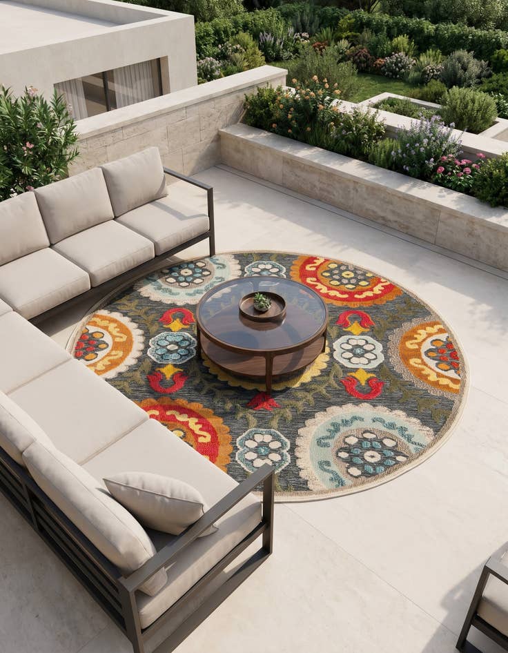 Detail image of 6' x 6' Easy-Clean Casablanca Indoor / Outdoor Round Rug