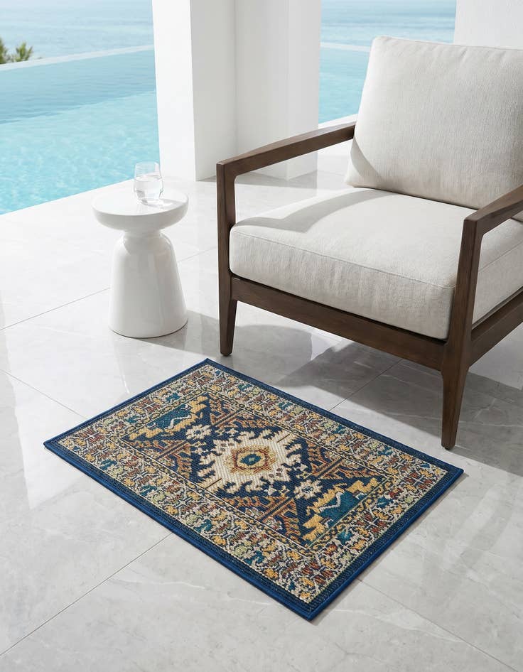 Detail image of 2' x 3' Easy-Clean Baja Indoor / Outdoor Rug