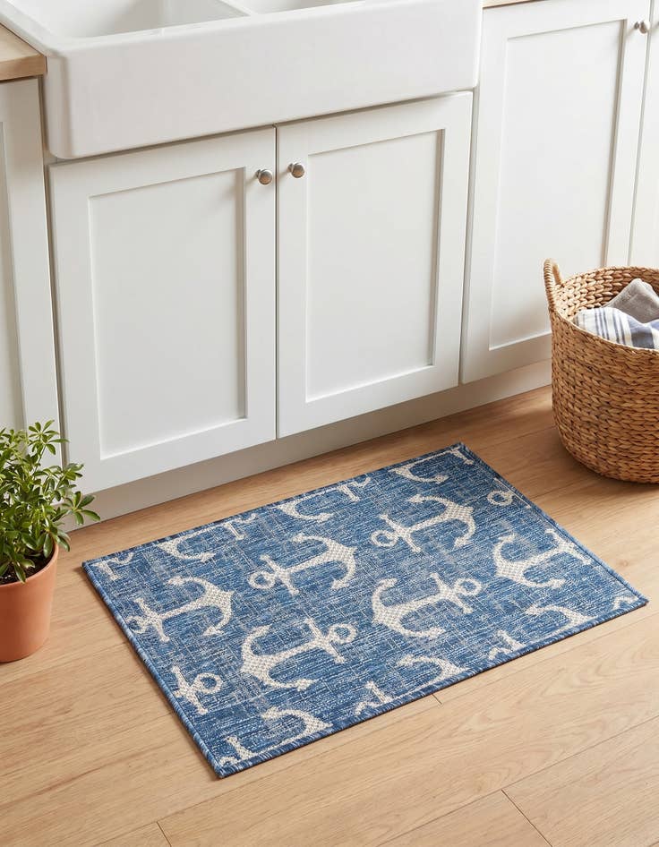 Detail image of 2' x 3' Easy-Clean Coastal Indoor / Outdoor Rug