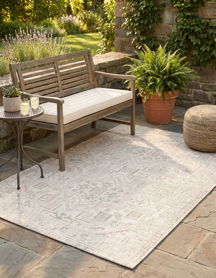 Detail image of 3' x 5' 3 Easy-Clean Aztec Indoor / Outdoor Rug