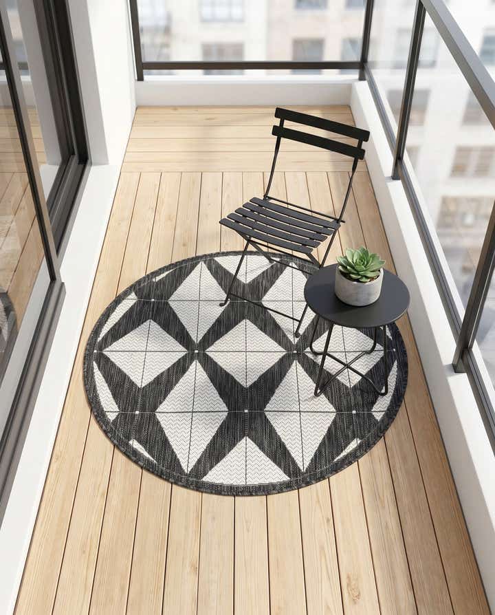 3' x 3' Easy-Clean Modern Indoor / Outdoor Round Rug
