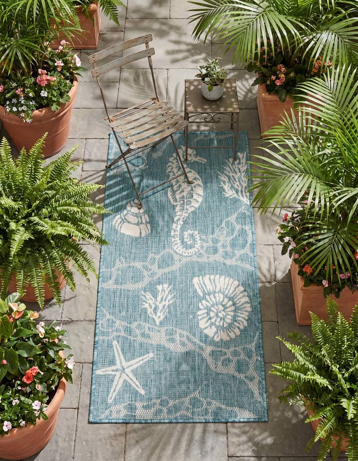 Detail image of 2' x 4' Easy-Clean Coastal Indoor / Outdoor Runner Rug