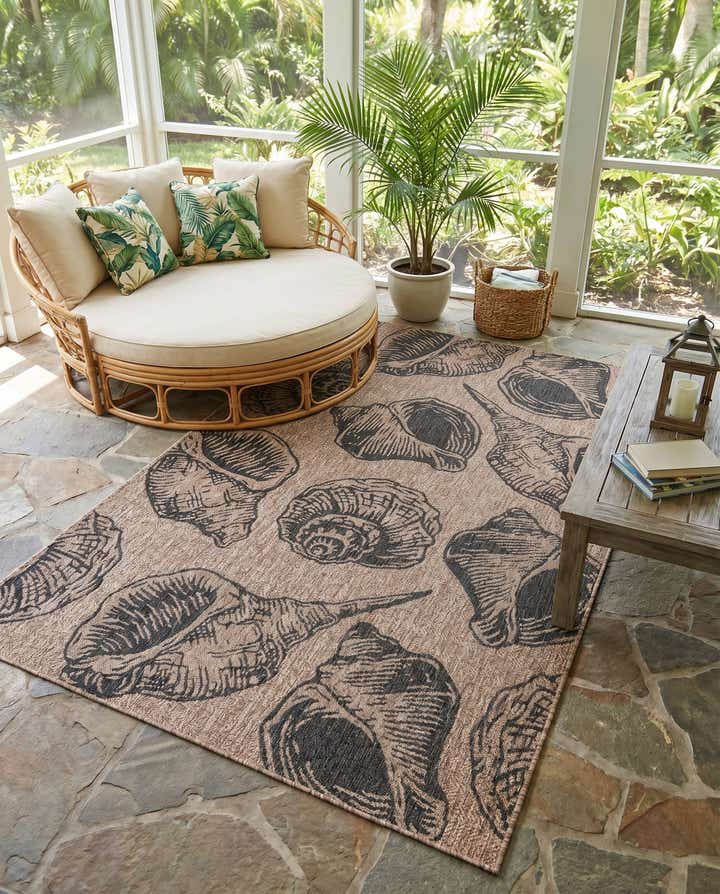 5' 3 x 8' Easy-Clean Coastal Indoor / Outdoor Rug