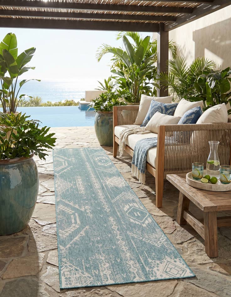 Detail image of 3' 3 x 14' Easy-Clean Bohemian Indoor / Outdoor Runner Rug