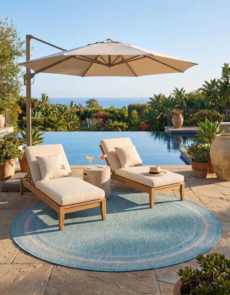 Detail image of 10' 8 x 10' 8 Easy-Clean Border Indoor / Outdoor Round Rug