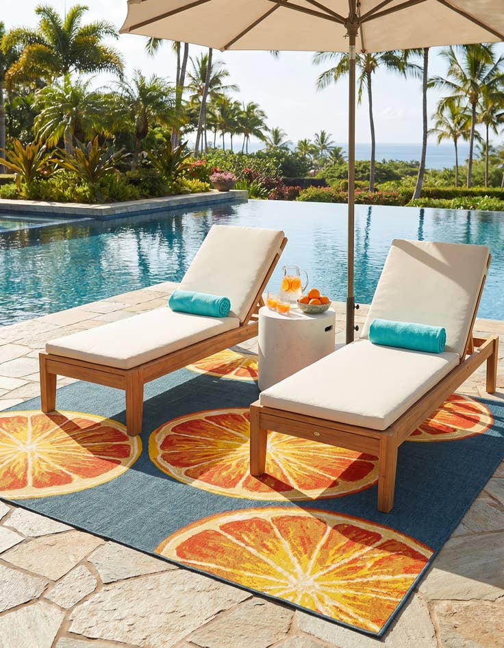 Detail image of 7' 10 x 10' Easy-Clean Modern Indoor / Outdoor Rug