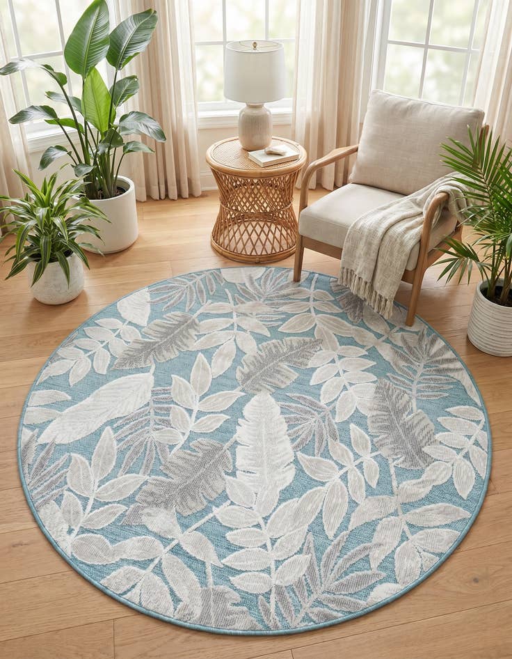 Detail image of 4' 5 x 4' 5 Easy-Clean Botanical Indoor / Outdoor Round Rug