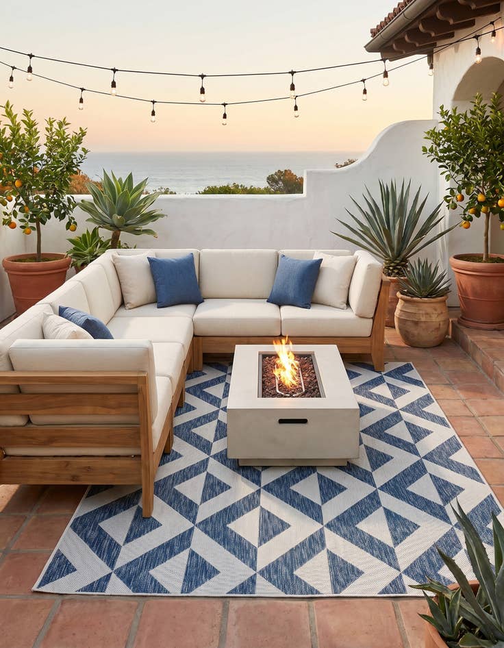 Detail image of 5' 3 x 8' Easy-Clean Jill Zarin Napa Indoor / Outdoor Rug