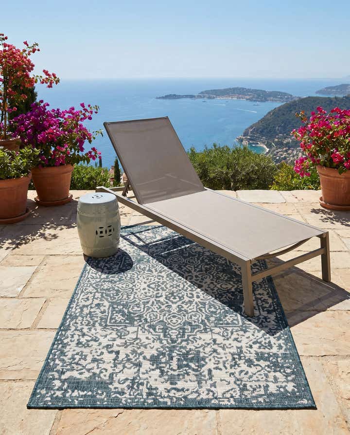3' x 5' 3 Easy-Clean Jill Zarin Dubai Indoor / Outdoor Rug
