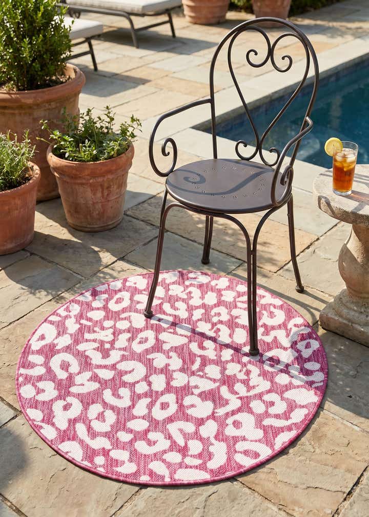 3' x 3' Easy-Clean Safari Indoor / Outdoor Round Rug