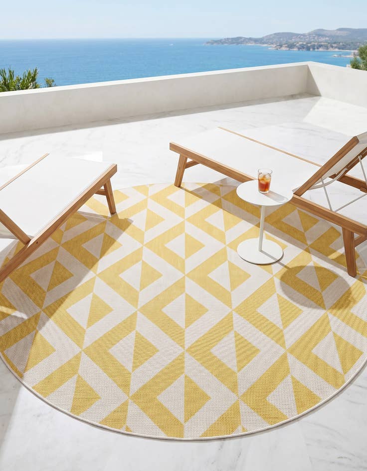 Detail image of 6' 7 x 6' 7 Easy-Clean Jill Zarin Napa Indoor / Outdoor Round Rug
