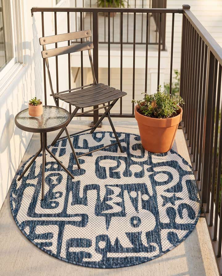3' x 3' Easy-Clean Modern Indoor / Outdoor Round Rug
