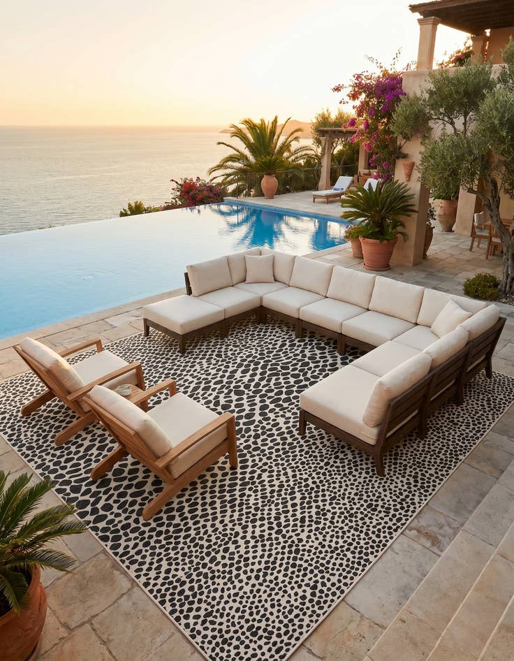 Detail image of 13' x 13' Easy-Clean Jill Zarin Cape Town Indoor / Outdoor Square Rug