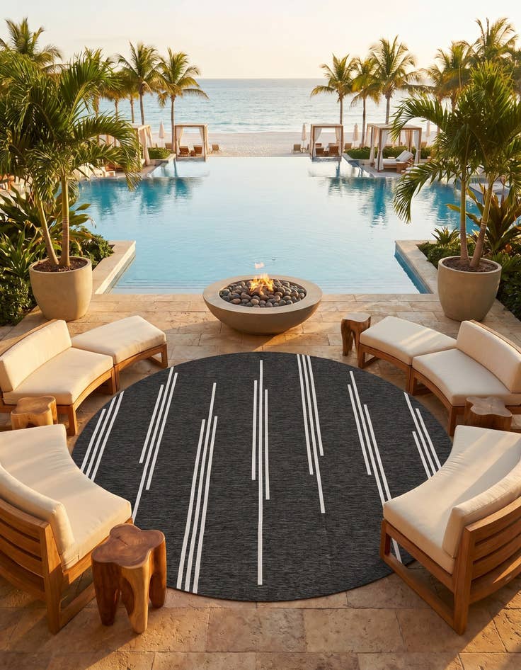 Detail image of 13' x 13' Easy-Clean Modern Indoor / Outdoor Round Rug