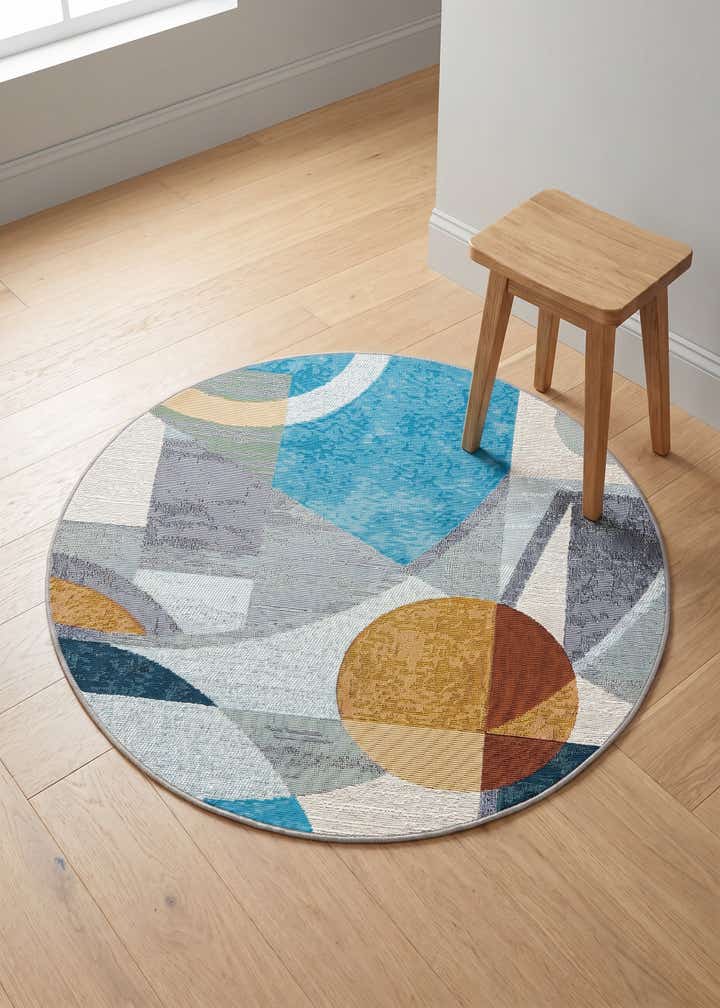 3' 3 x 3' 3 Easy-Clean Modern Indoor / Outdoor Round Rug