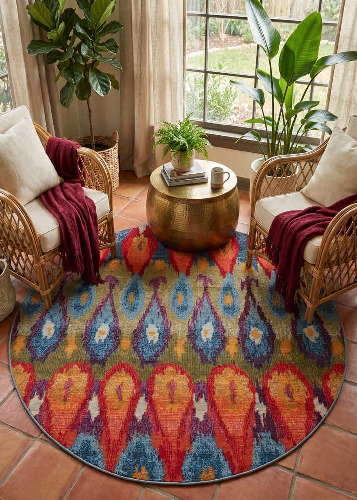 5' x 5' Easy-Clean Modern Indoor / Outdoor Round Rug