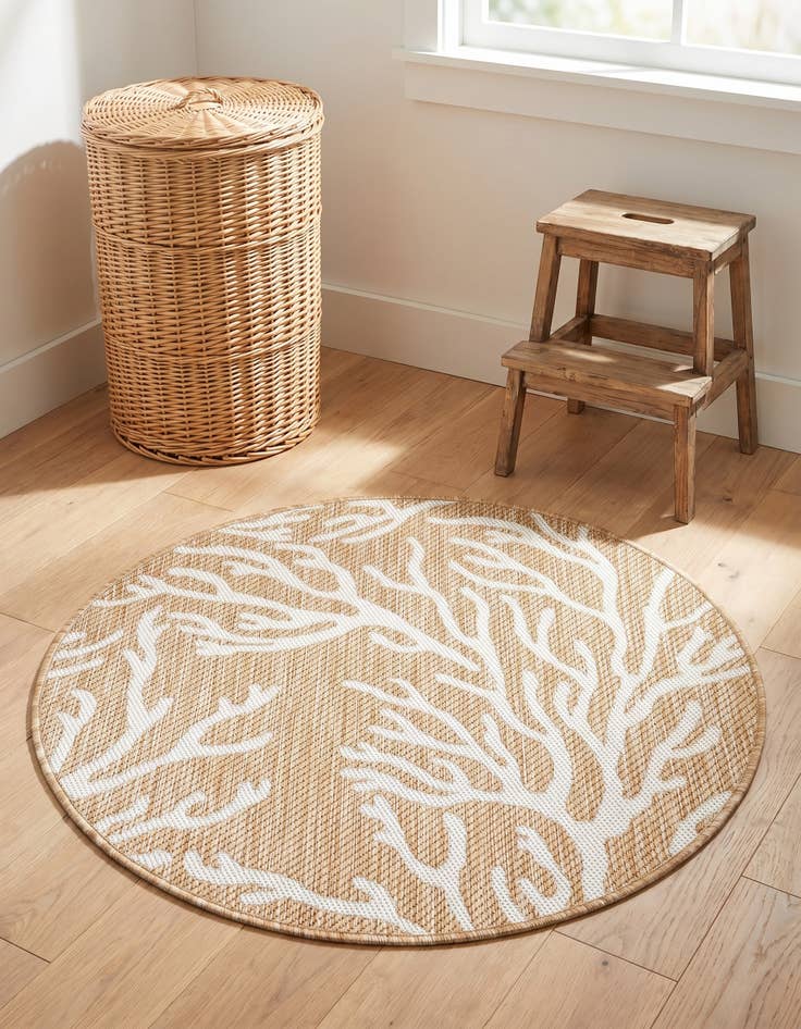 Detail image of 3' x 3' Easy-Clean Coastal Indoor / Outdoor Round Rug