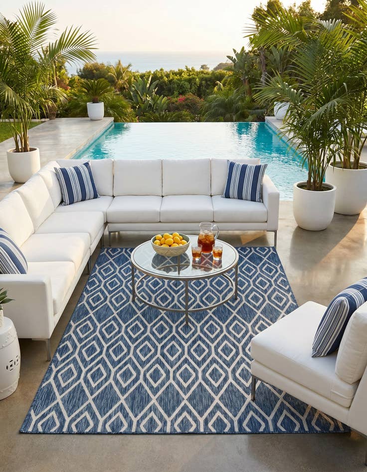 Detail image of 5' 3 x 8' Easy-Clean Jill Zarin Turks and Caicos Indoor / Outdoor Rug
