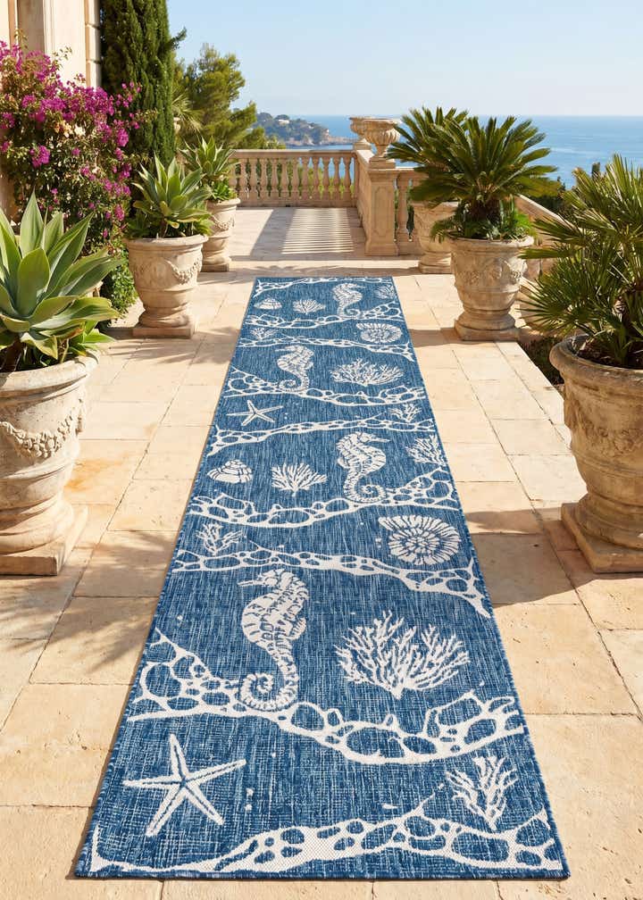 2' 7 x 12' Easy-Clean Coastal Indoor / Outdoor Runner Rug