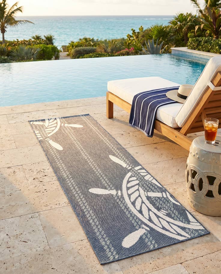 Detail image of 2' x 6' Easy-Clean Coastal Indoor / Outdoor Runner Rug