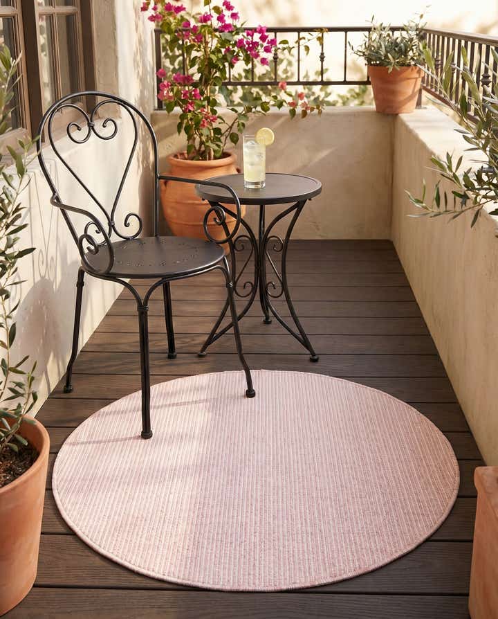3' 3 x 3' 3 Easy-Clean Jill Zarin Palm Springs Indoor / Outdoor Round Rug