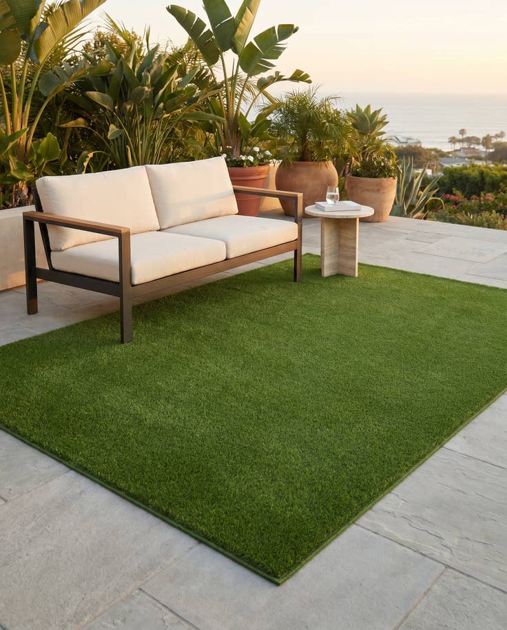 Detail image of 5' x 8' Easy-Clean Grass Indoor / Outdoor Rug