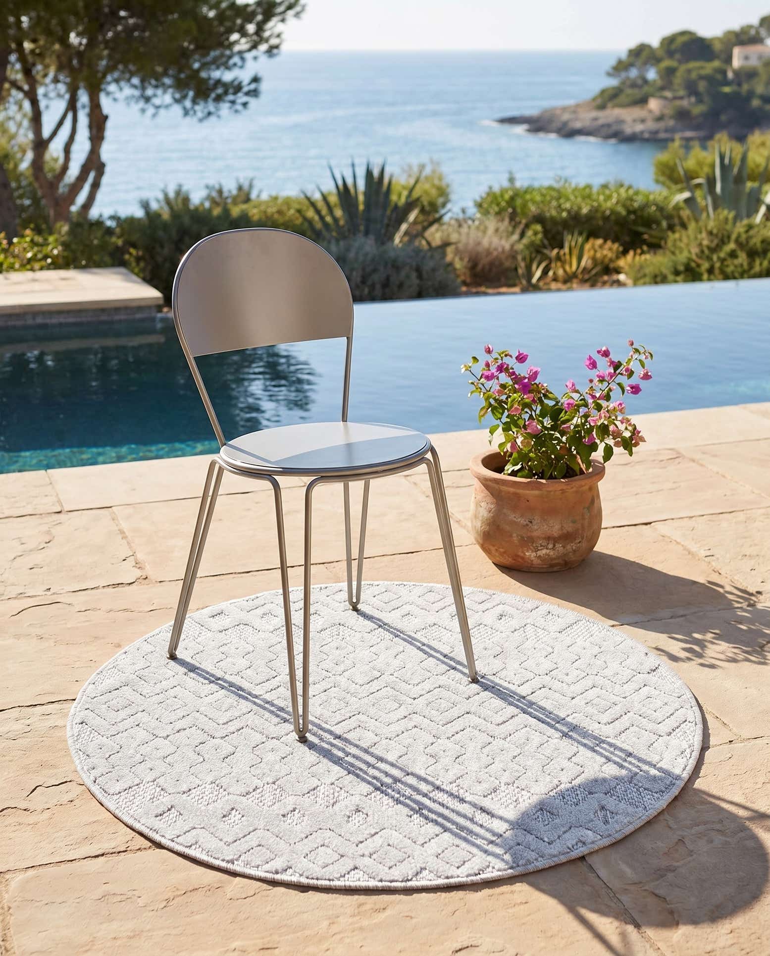 3' x 3' Easy-Clean Trellis Textured Indoor / Outdoor Round Rug