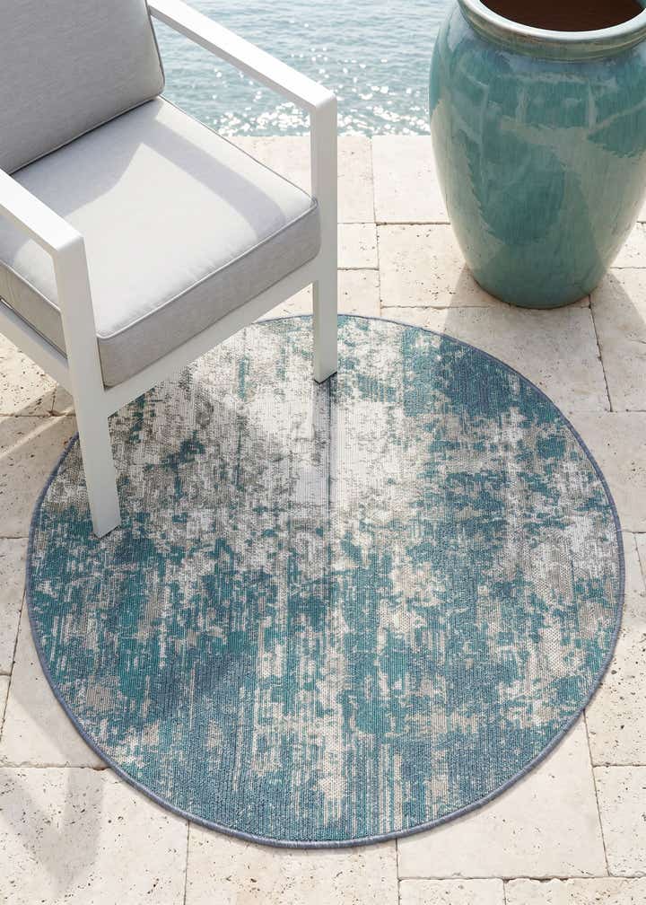 4' x 4' Easy-Clean Coastal Indoor / Outdoor Round Rug