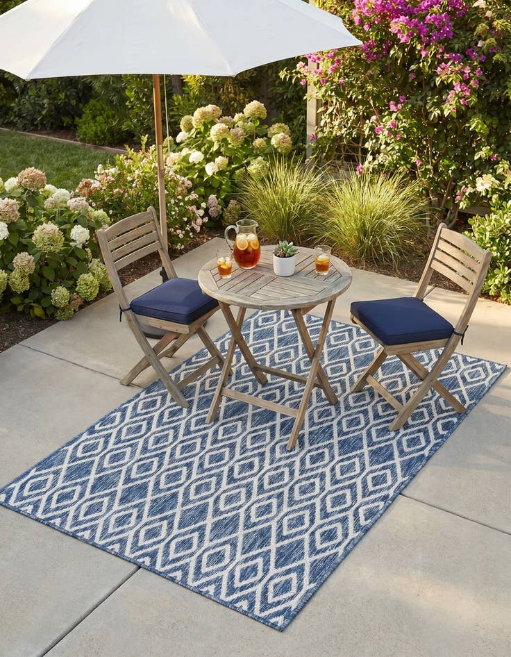 Detail image of 3' x 5' 3 Easy-Clean Jill Zarin Turks and Caicos Indoor / Outdoor Rug