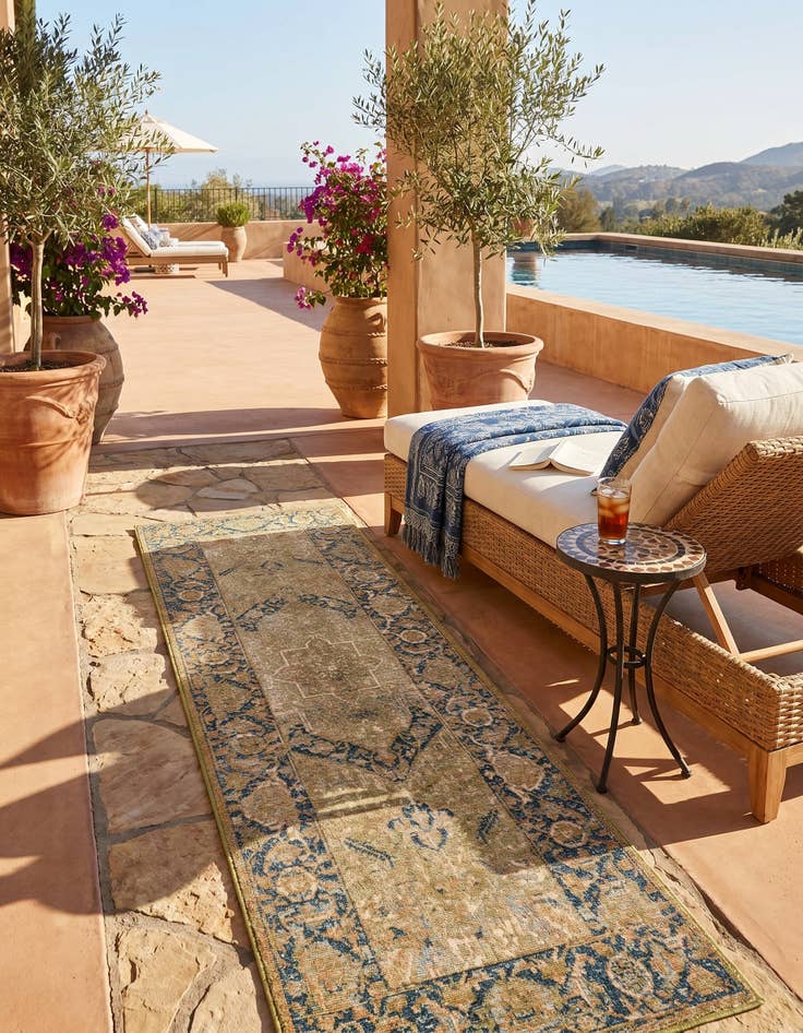 Detail image of 2' x 6' Easy-Clean Traditional Indoor / Outdoor Runner Rug