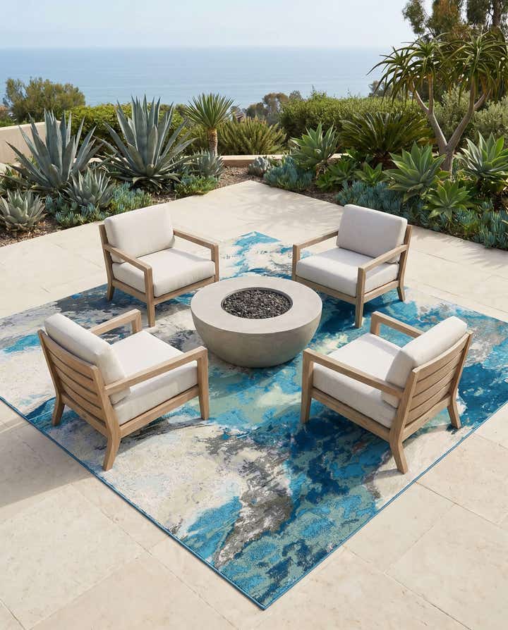 7' 10 x 7' 10 Easy-Clean Modern Indoor / Outdoor Square Rug