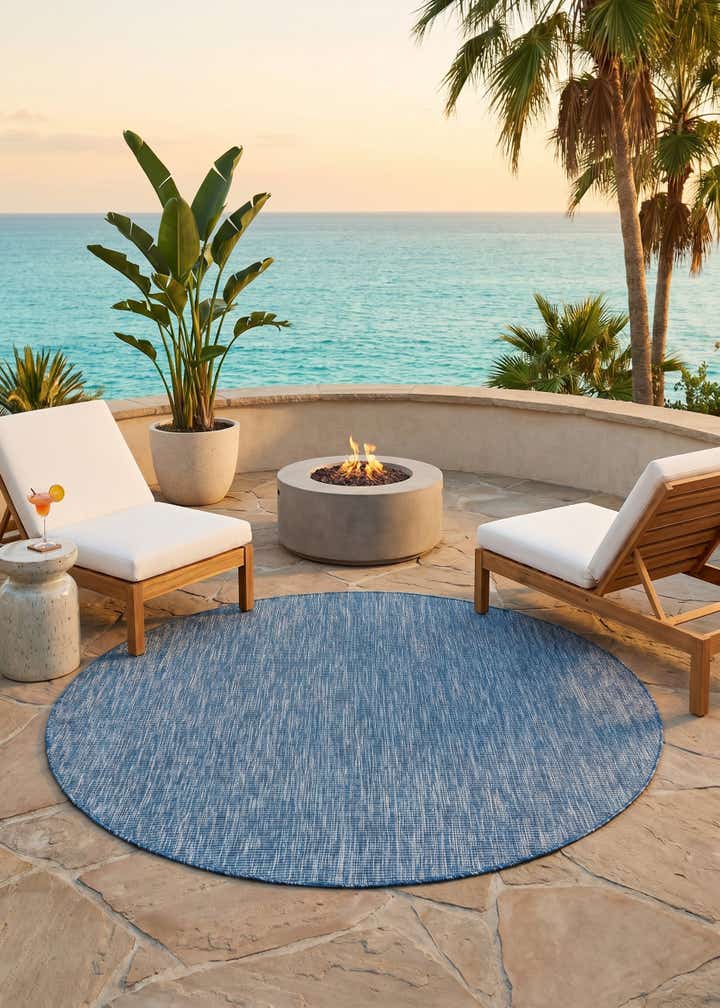 6' x 6' Easy-Clean Solid Indoor / Outdoor Round Rug