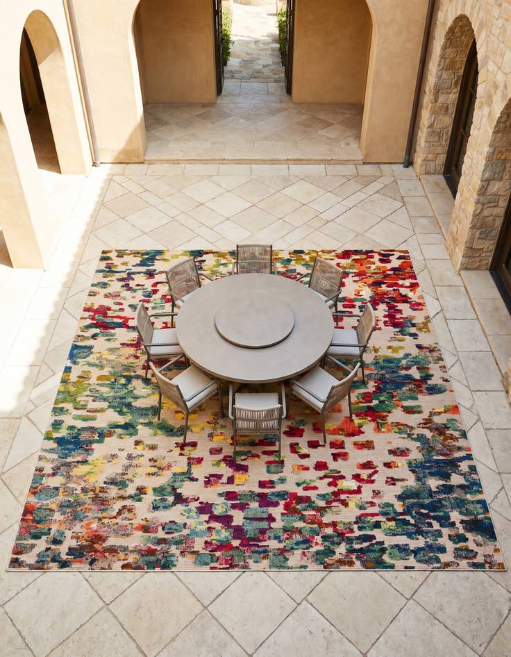 Detail image of 10' x 10' Easy-Clean Casablanca Indoor / Outdoor Square Rug