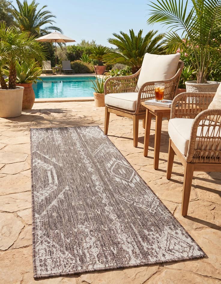 Detail image of 2' x 5' 3 Easy-Clean Bohemian Indoor / Outdoor Runner Rug