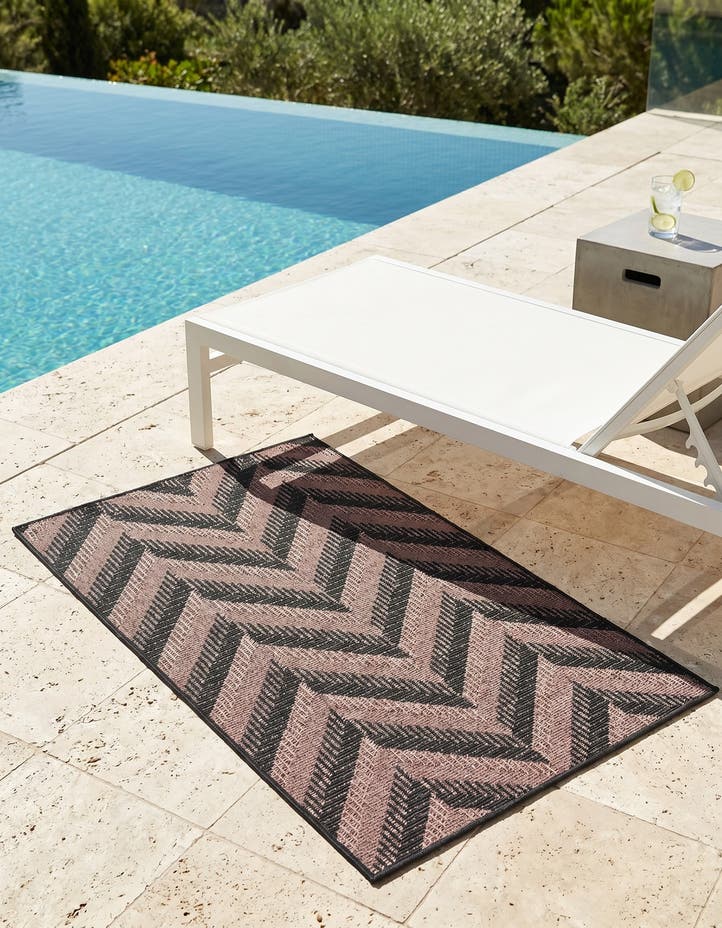 3' 3 x 5' Easy-Clean Modern Indoor / Outdoor...
