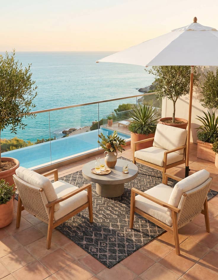 Detail image of 5' 3 x 5' 3 Easy-Clean Trellis Indoor / Outdoor Square Rug