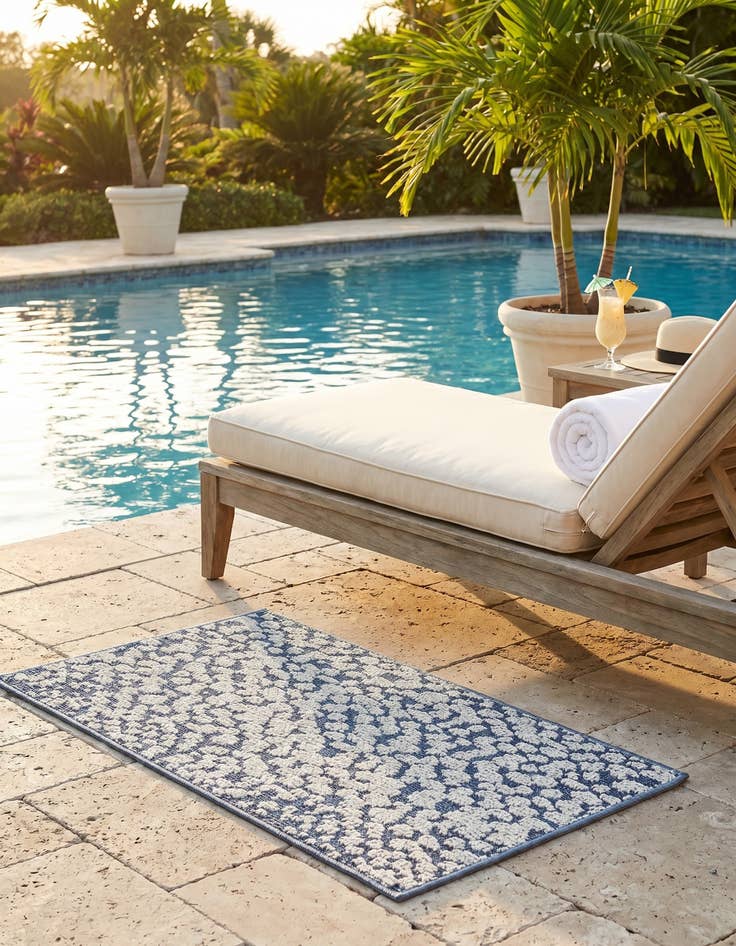 Detail image of 2' x 3' 1 Easy-Clean Safari Indoor / Outdoor Rug