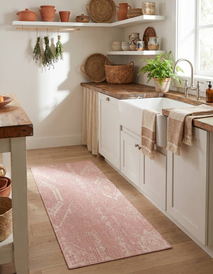 Detail image of 2' x 4' Easy-Clean Bohemian Indoor / Outdoor Runner Rug