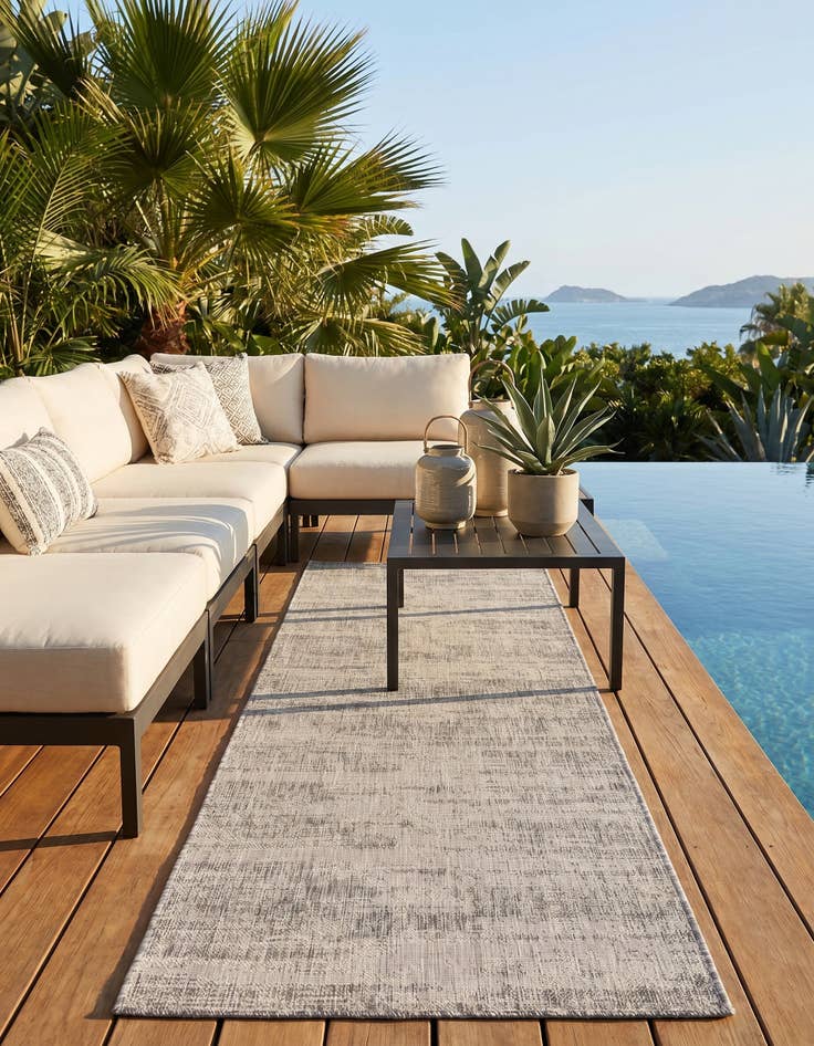 Detail image of 2' 7 x 10' Easy-Clean Modern Indoor / Outdoor Runner Rug